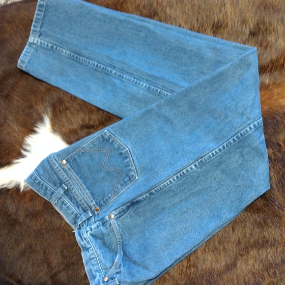 Like New Men's Wrangler Cowboy Cut Original Fit Jeans👖 🤠 - Picture 2 of 7